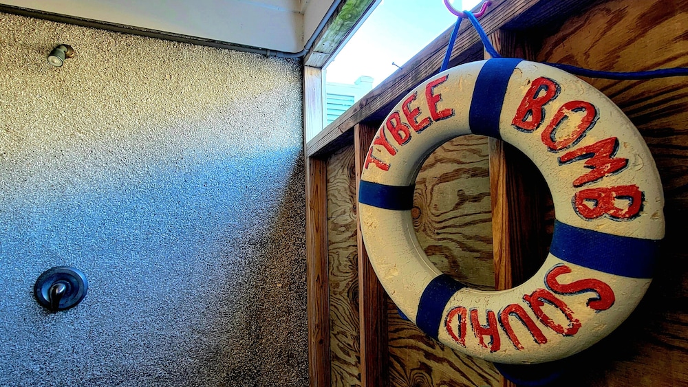 Mimi's Mermaid's & Memories by Tybee Vacation Rentals