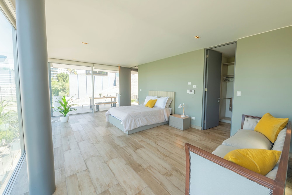Oceana Suites Casa Las Condes