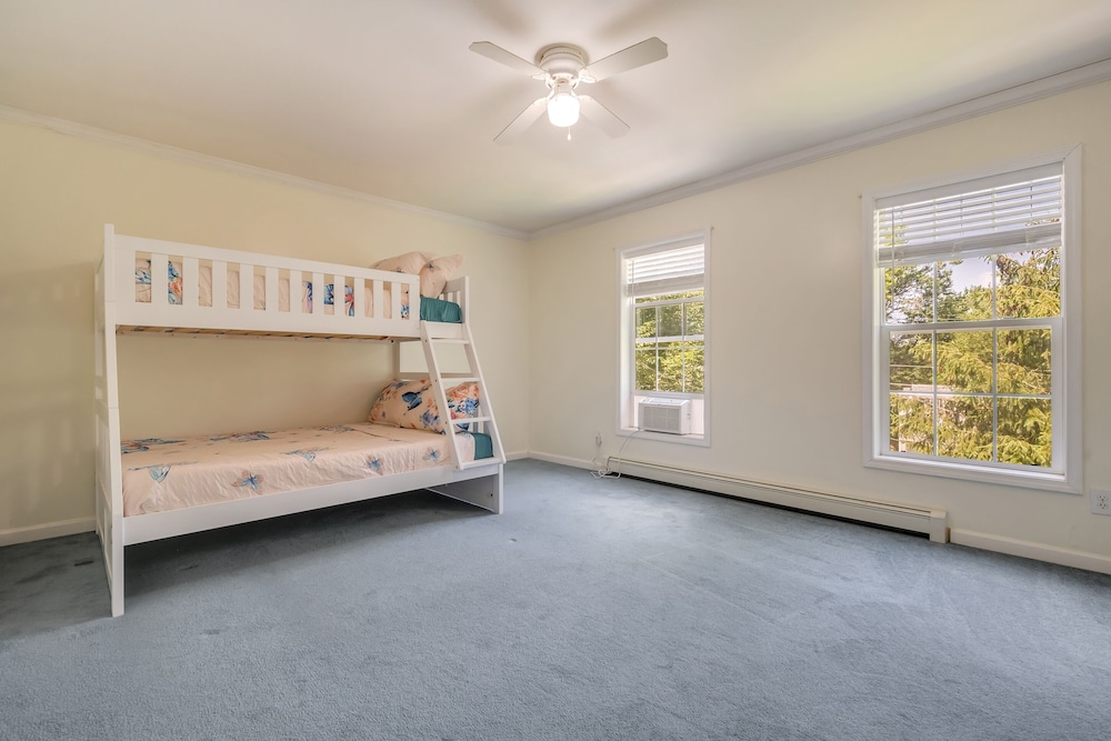 2900sqft villa near ski  snowboarding - Property Image 29