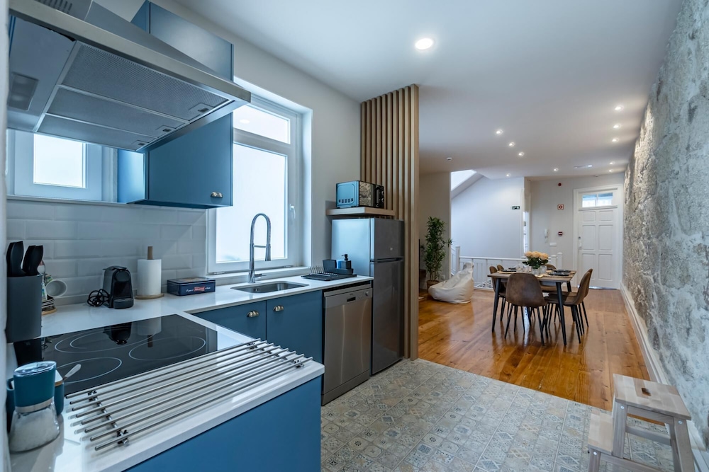 Nomad s Family - 3bdr Flat in a Quiet Street view 3