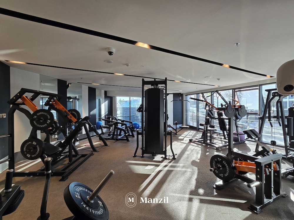 Manzil-1BR Apartment with Burj View