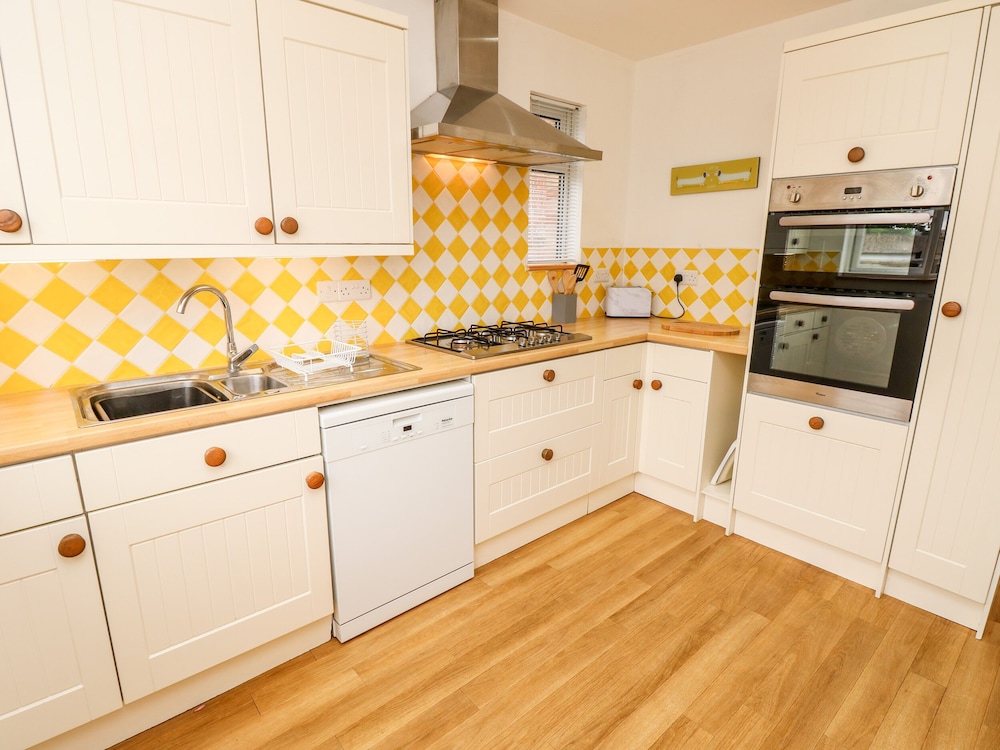 6 Heytesbury Road