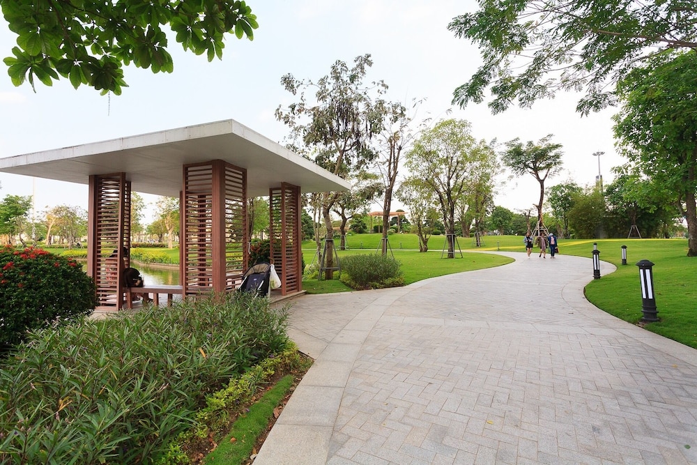Landmark Apartment in Vinhomes Central Park