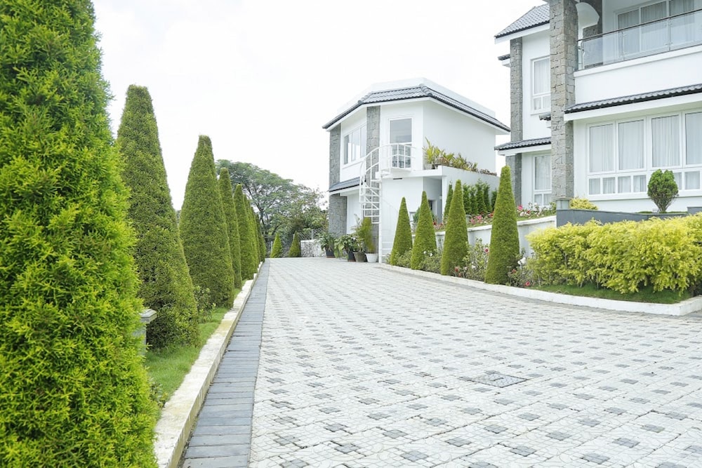 Wisteria Luxury Villas