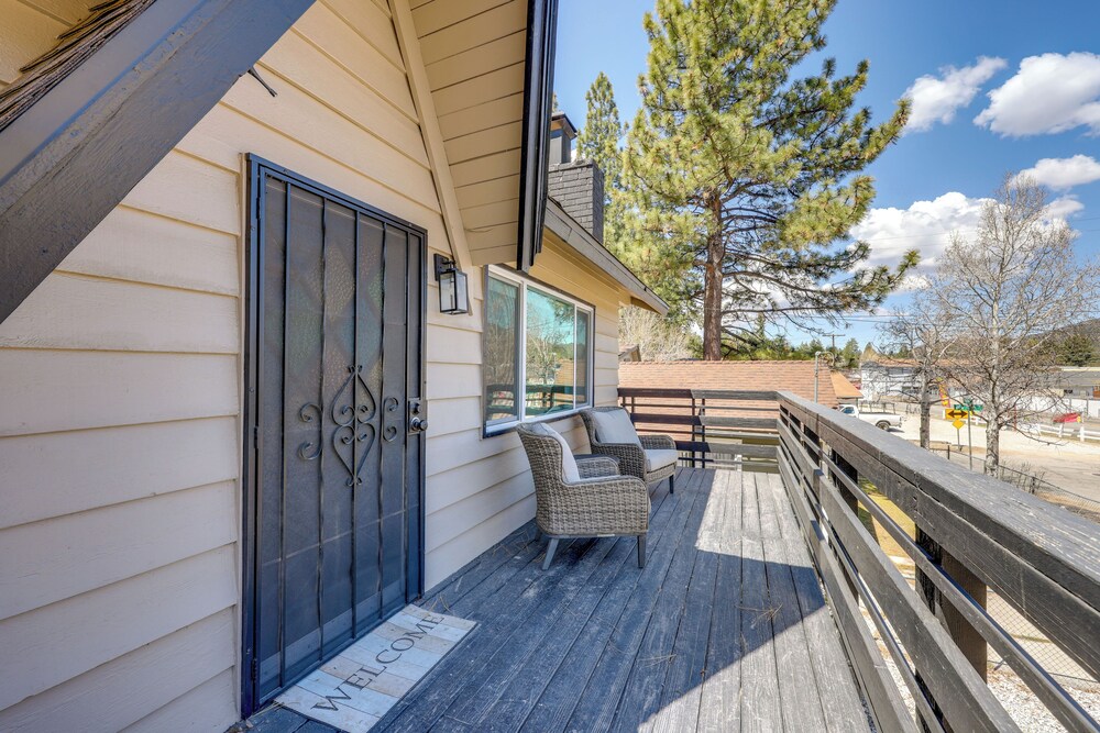Close to Skiing & Lake: Big Bear Mountain Getaway