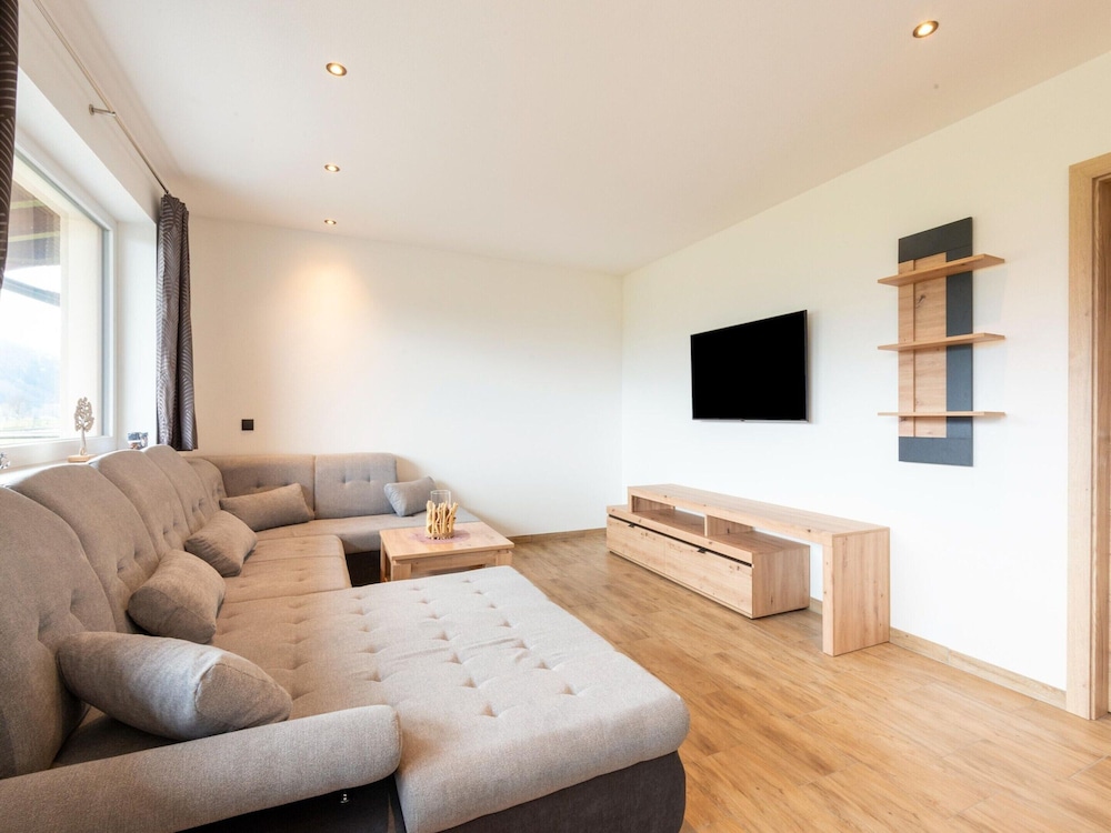 Apartment in Piesendorf Near Ski Slopes