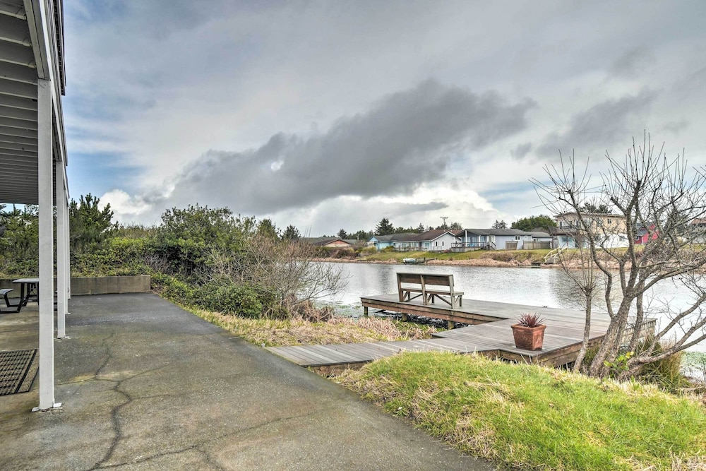 Pet-friendly Vacation Rental in Ocean Shores view 4