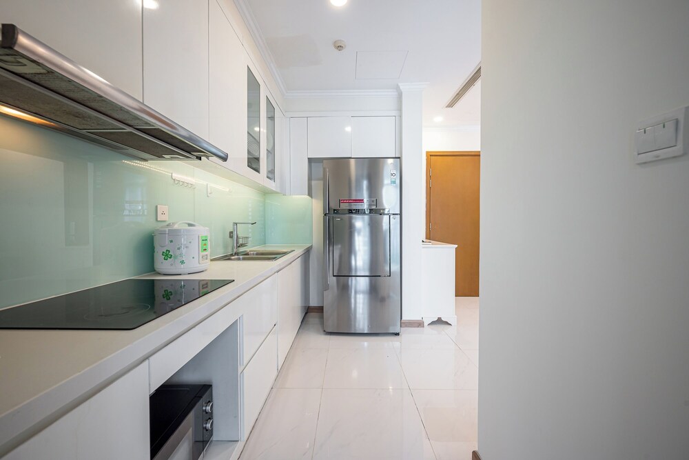 PD Pristine Apartment Landmark Plus