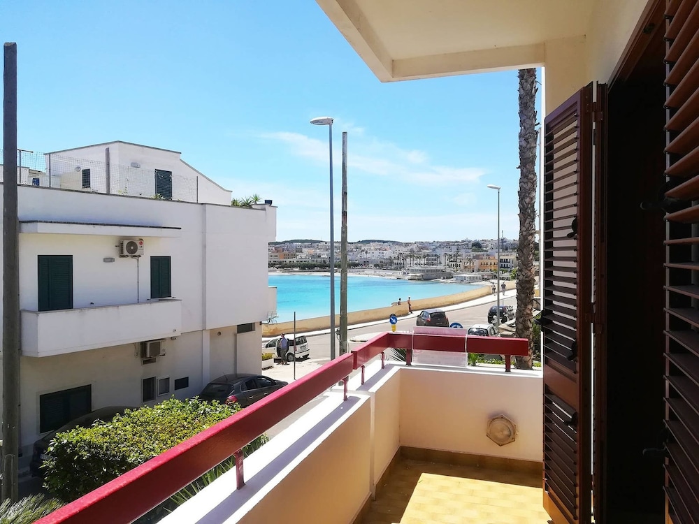 Elegant Apartment With Sea View In Otranto, Wifi, Air Conditioning And Parking view 2