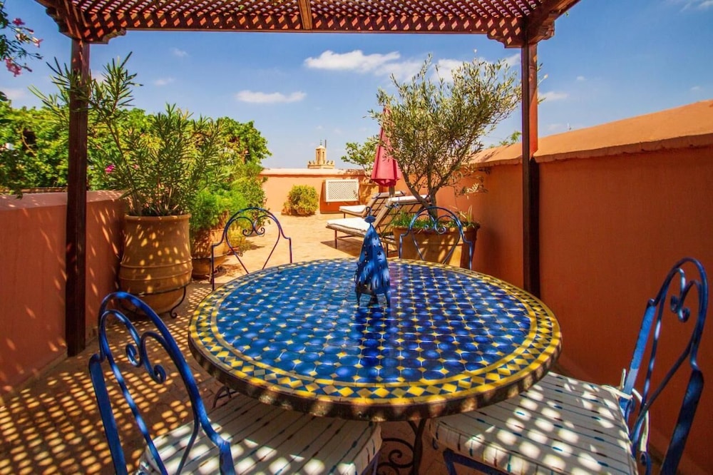 Riad Dombaraka