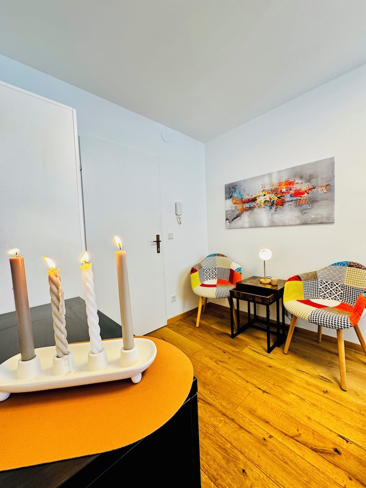 Comfortable Room Near Kaufpark Alterlaa