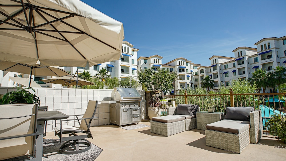 Queen Creek #151 Chandler 2 Bedroom Condo by RedAwning view 4