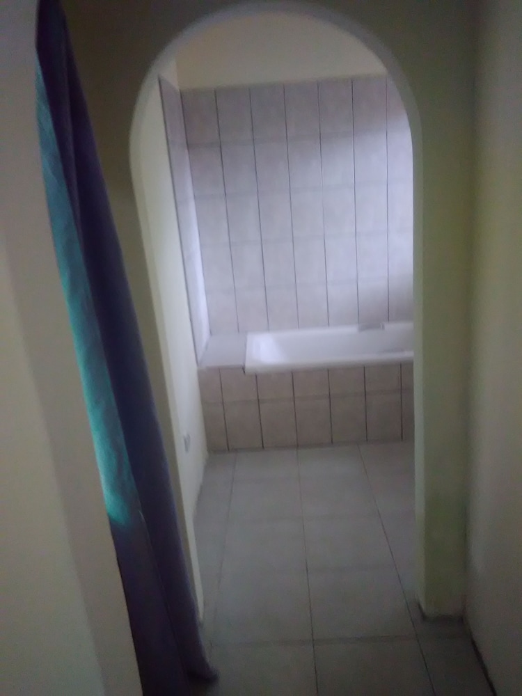 Breeze Guest House