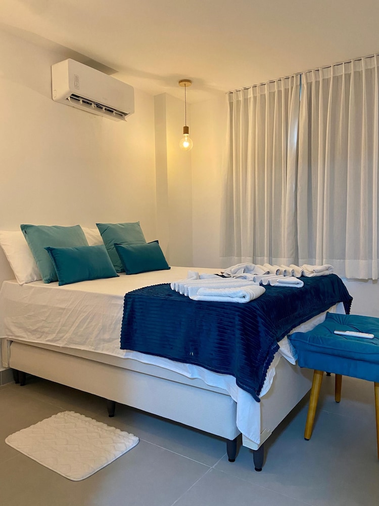 Flat a 120 metros das Piscinas Naturais