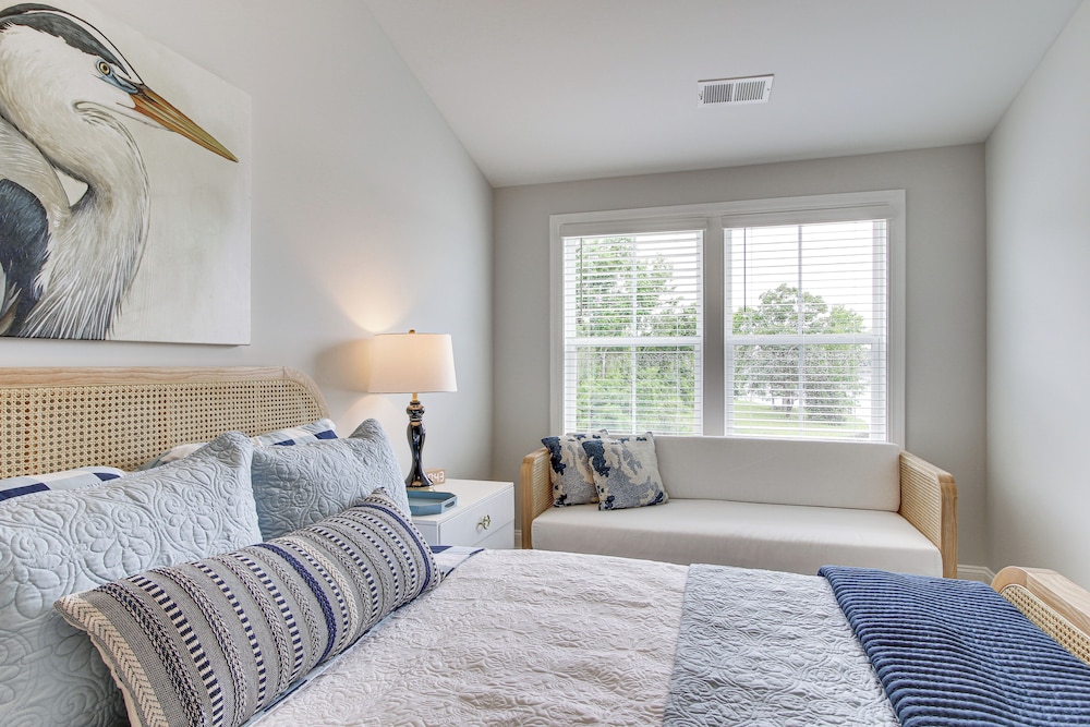 Dock Access: Pet-friendly Lake Greenwood Gem!