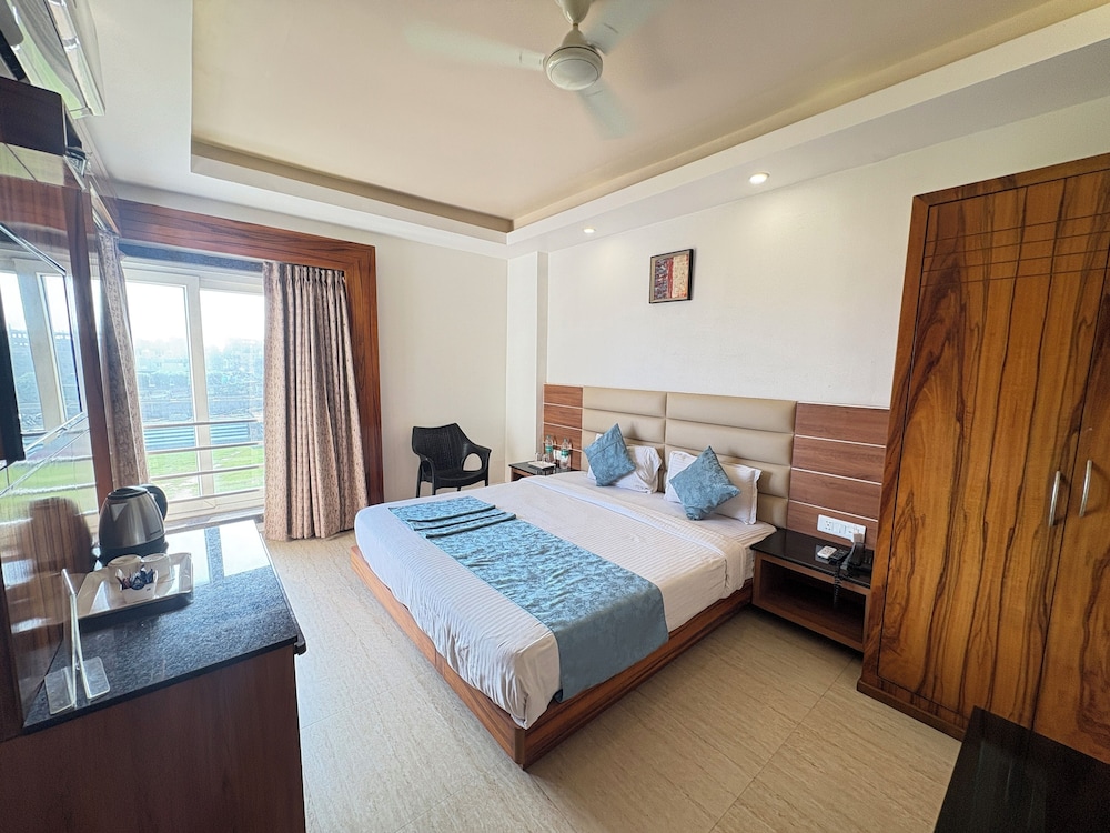 Hotel Golden Palace Rivera Puri