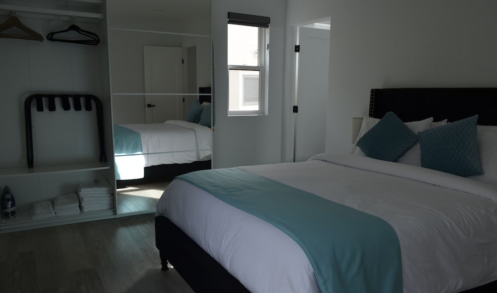Dimond Abode Vacation Rental