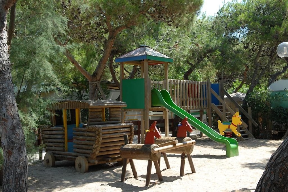 Villaggio Pineta al Mare - Campground