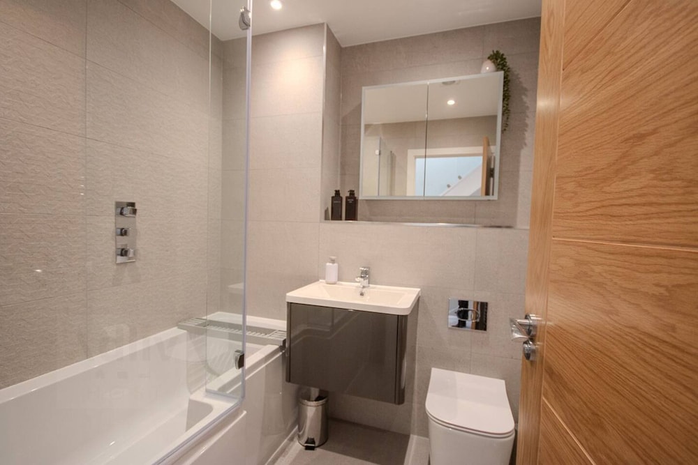 Stylish Westgate-on-sea Haven Near Beach By Adliv