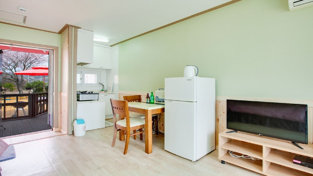 Vellise Pension