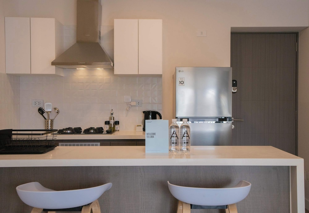 w Bright 2BR w Balconny in Miraflores