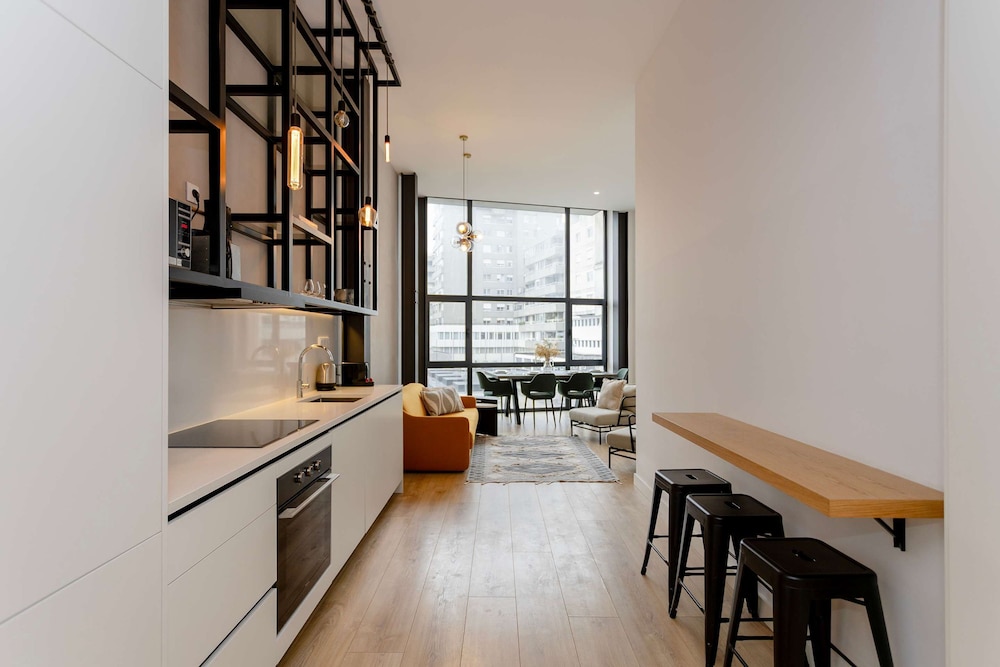 Liiiving in Porto - Crystal Luxury Apartment