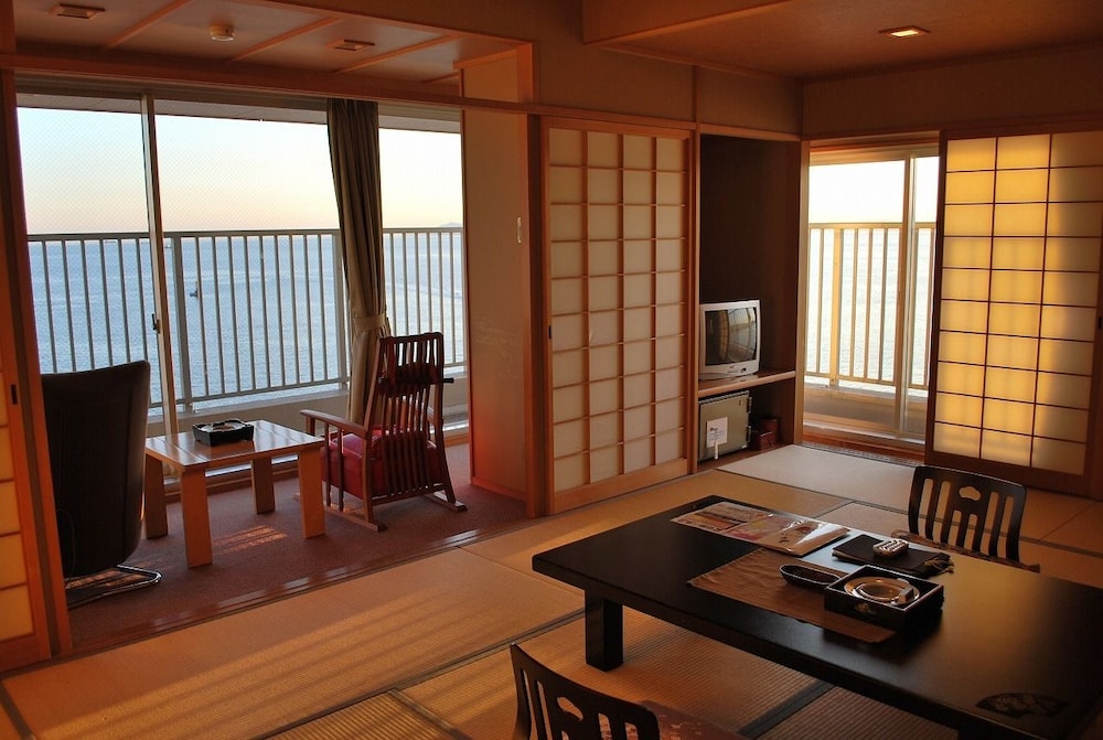Shiosai Kirara Shokichi