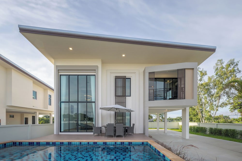 Kanna Pool Villa