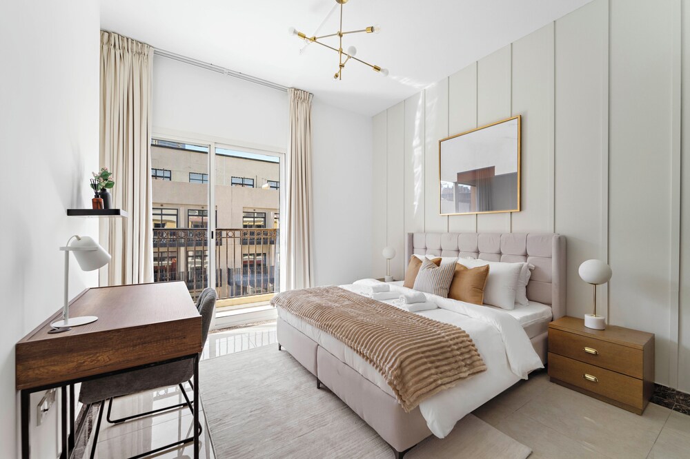 Silkhaus Pantheon Boulevard
