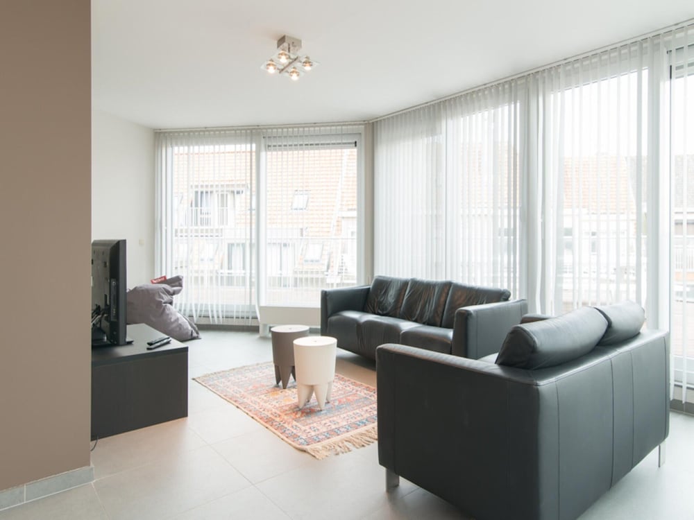 Penthouse in Ostend With sea View Dining