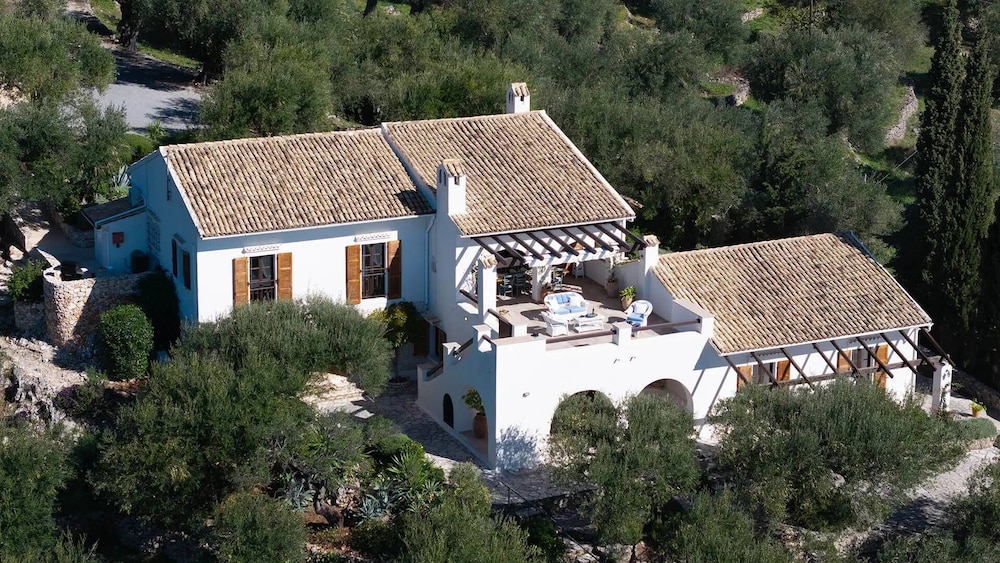 Spartilas Villas