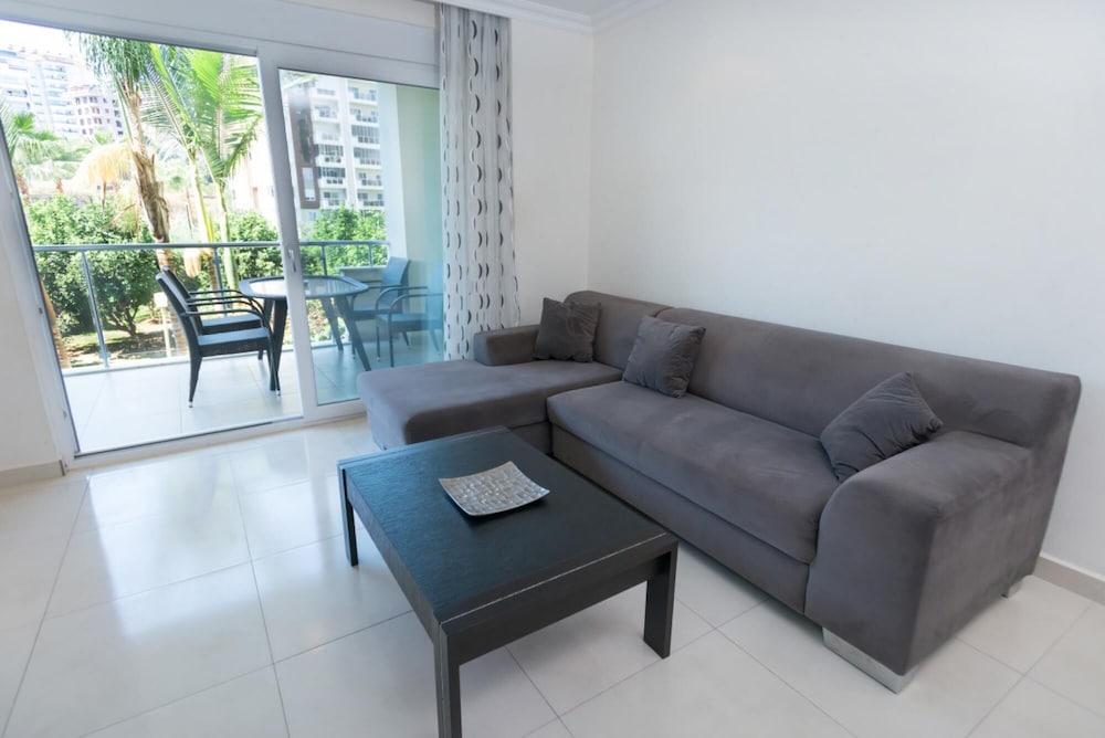 Marvelous Resort With Shared Pool in Alanya view 2