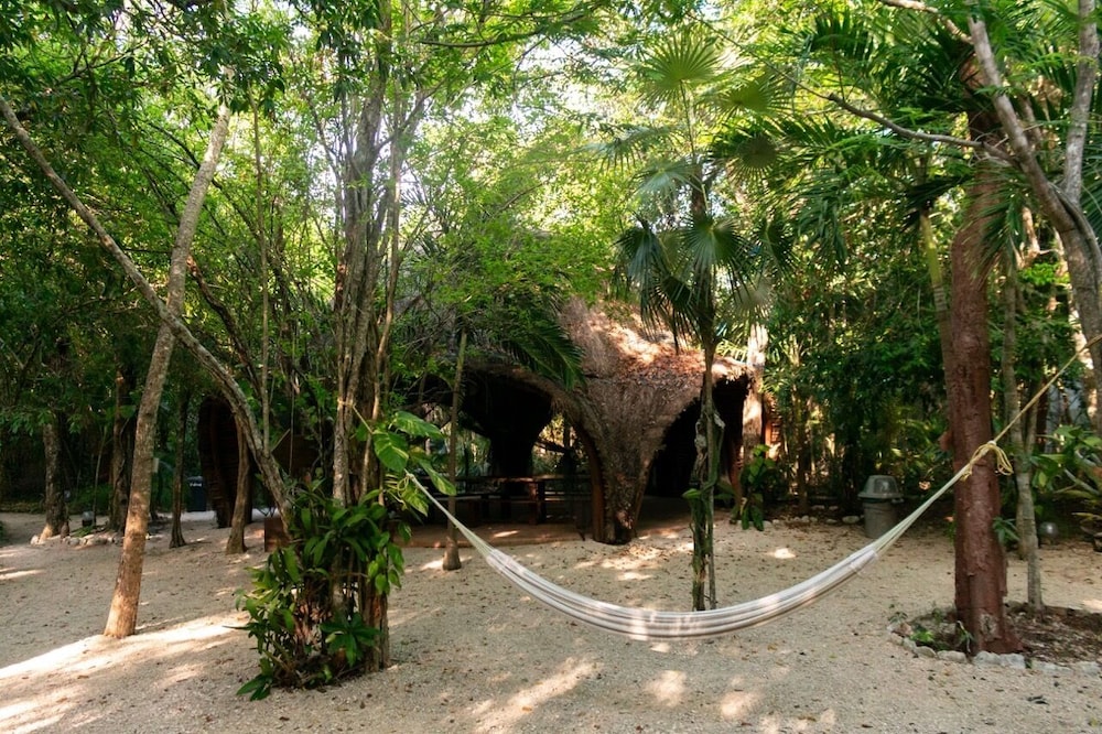 Santuario Apartments