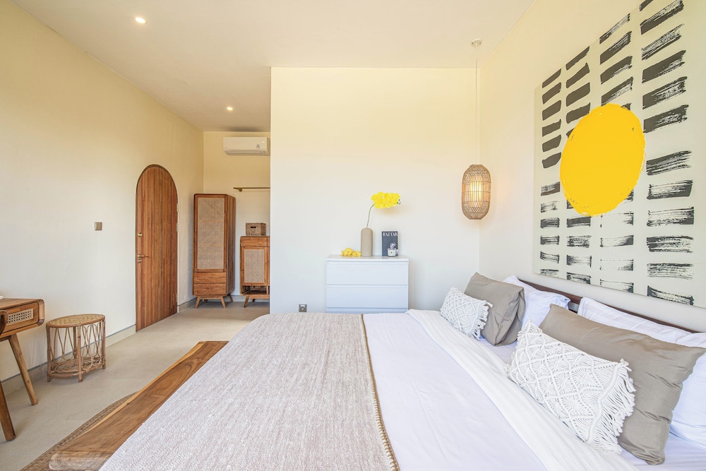 Luxury 4BR Villa With Private Pool in Canggu