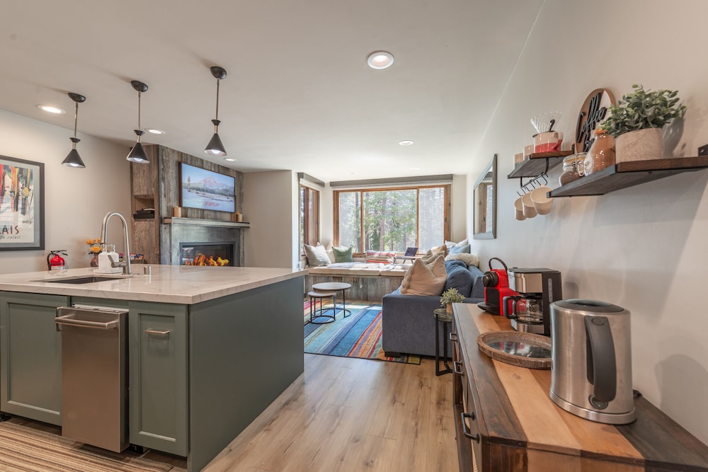 Lake Tahoe Vacations - VIP Ski-In Ski-Out Northstar Ski Trails by Sierra Getaways - Property Image 26