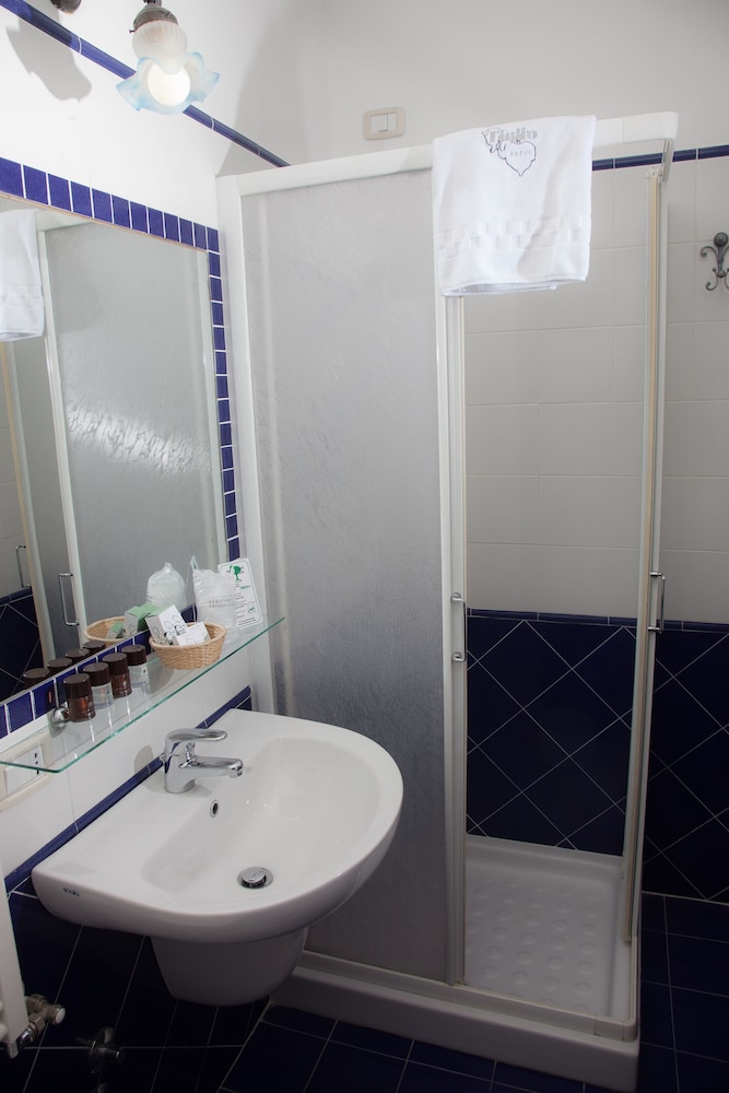 Photo 49