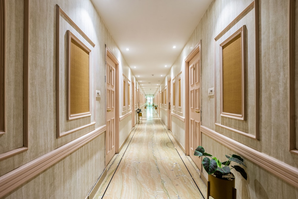 Hotel Palazzo Inn Mansarovar Garden
