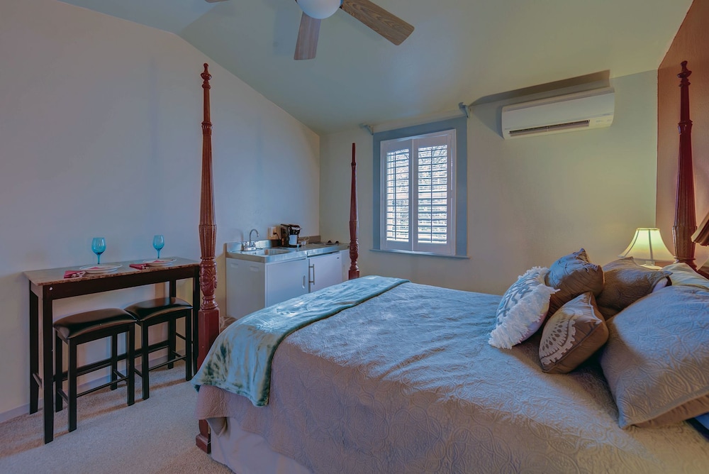Ashland Vacations - Carlisle Garden Suites - Property Image 42