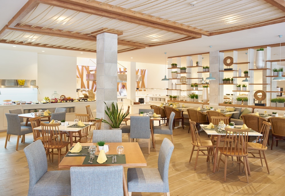 Pollensa Vacations - Aparthotel Club del Sol Resort  SPA - Property Image 3