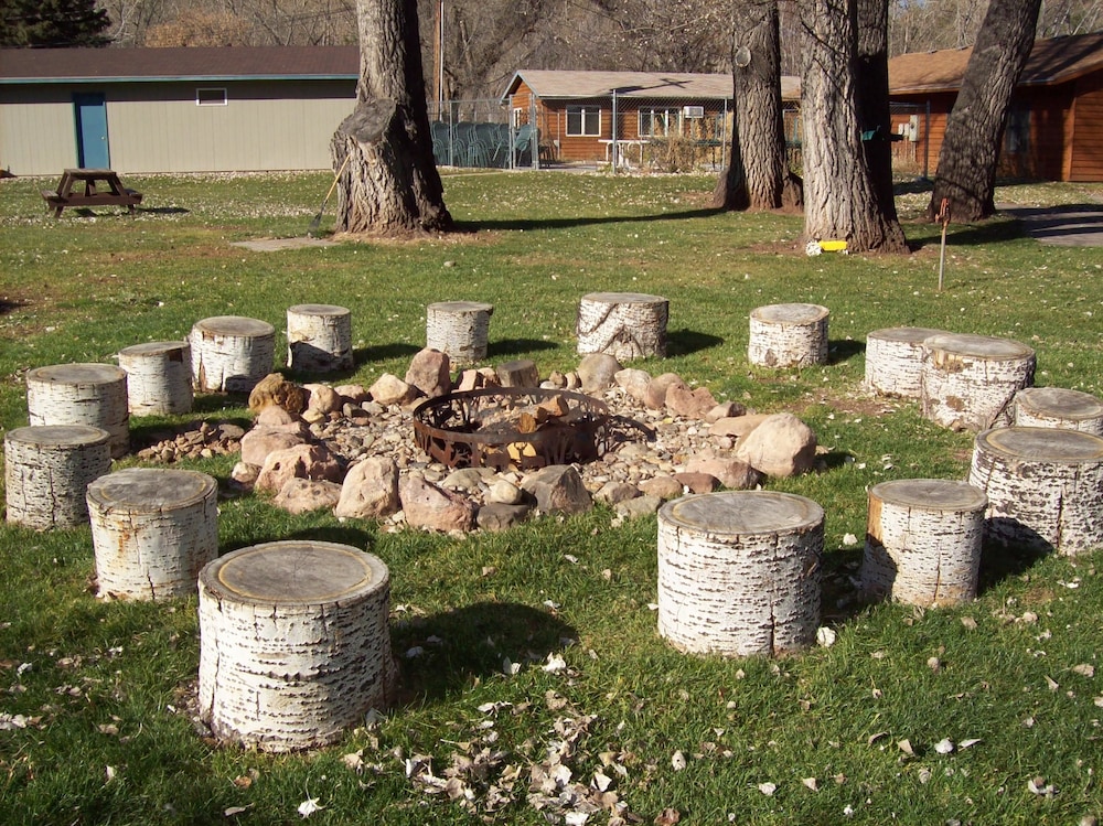 Canyon Lake Resort
