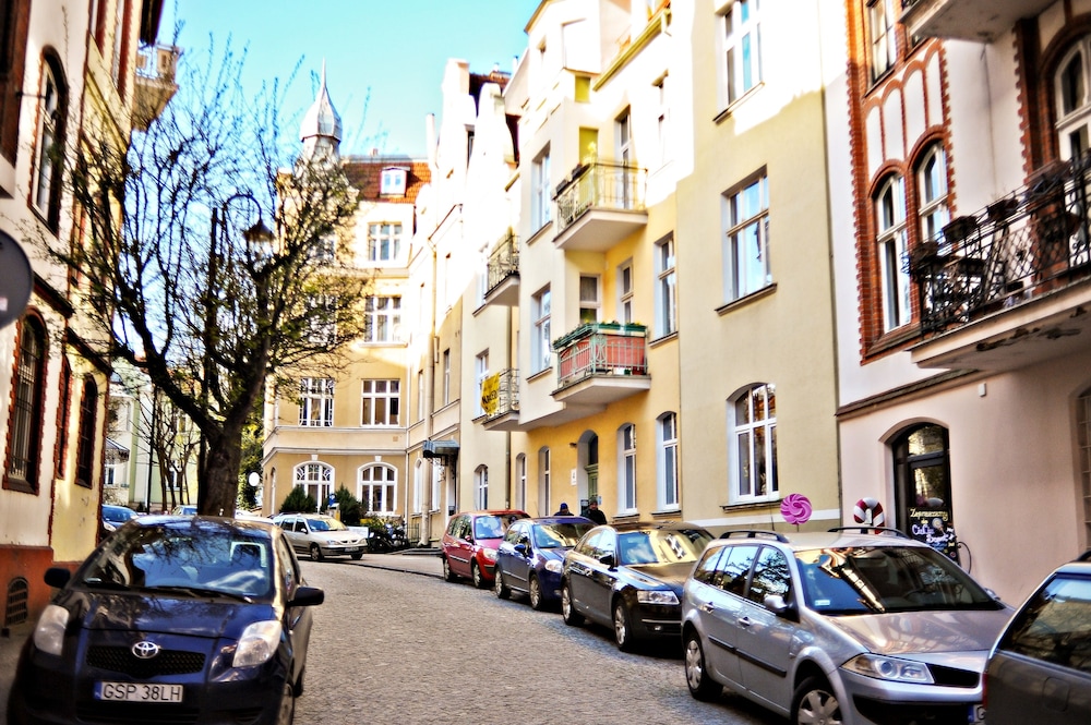 Grand Apartments