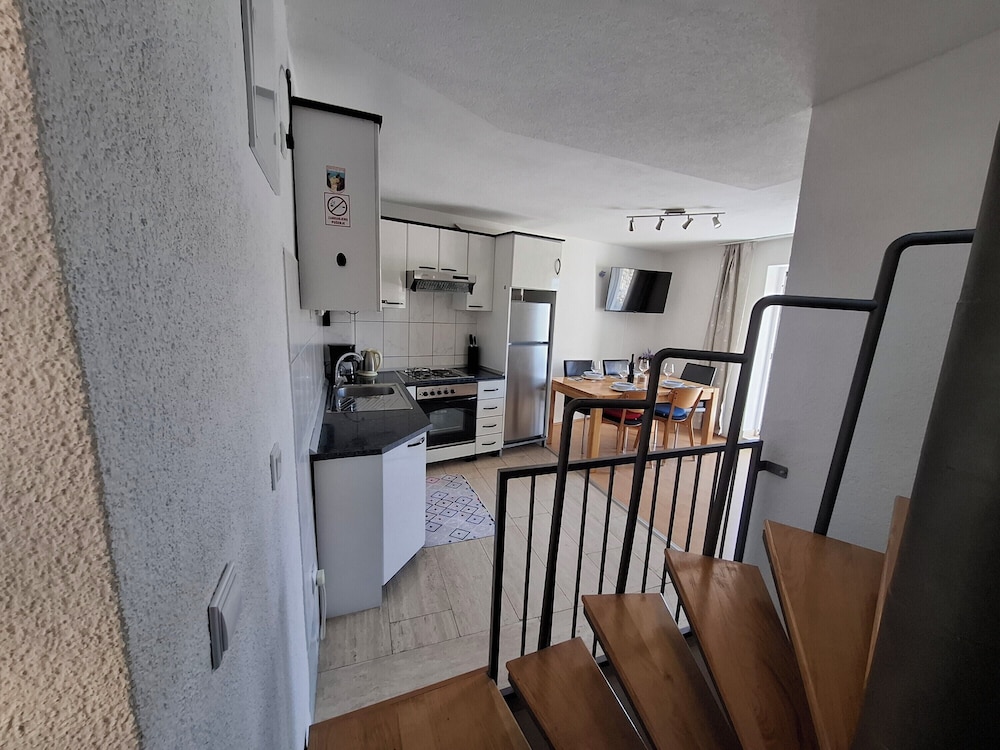 Apartments Kastilac with sea view
