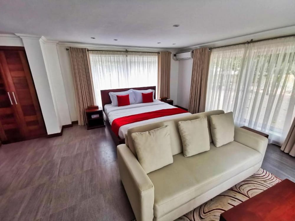 Searenity Beach Villa view 2