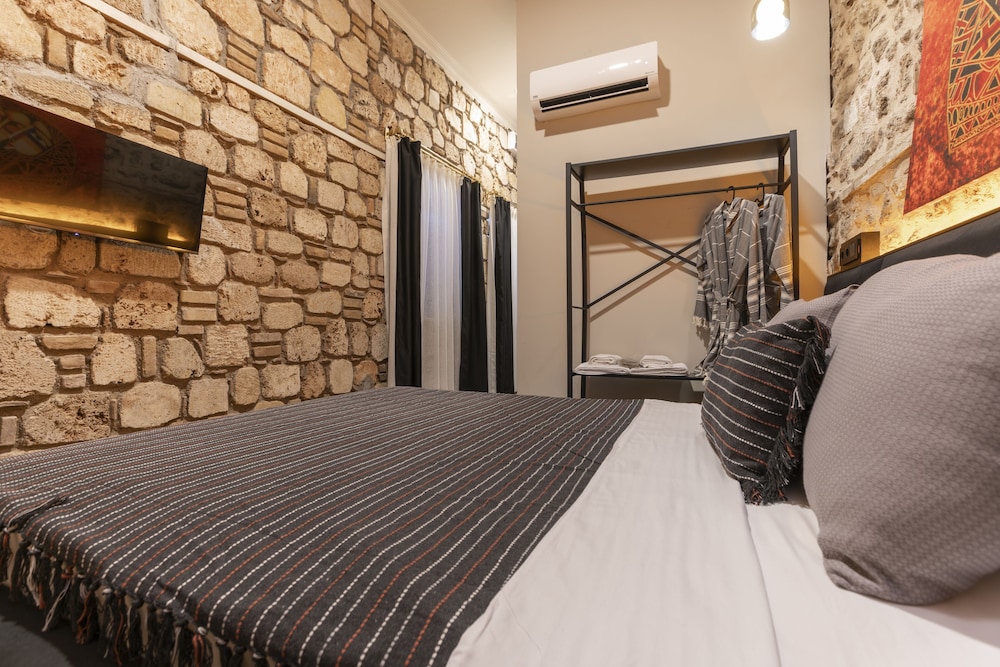 Noa's Boutique Hotel - Image 29