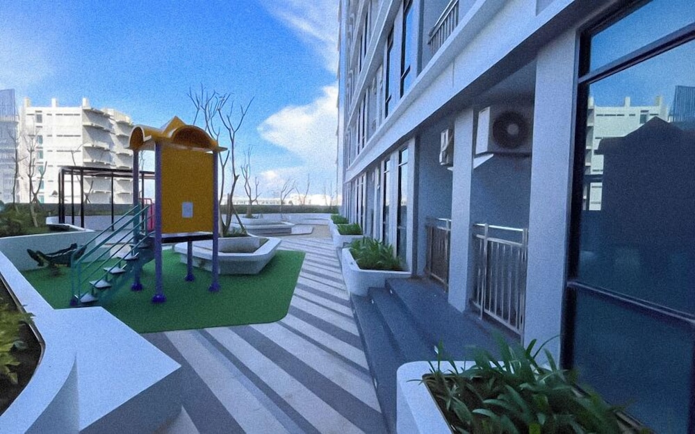 The Simply Look 1Br Apartment At Delft Ciputra Makassar