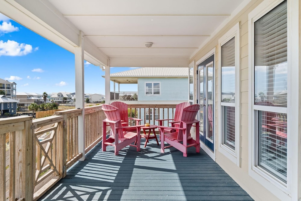 When Pigs Fly Beach House