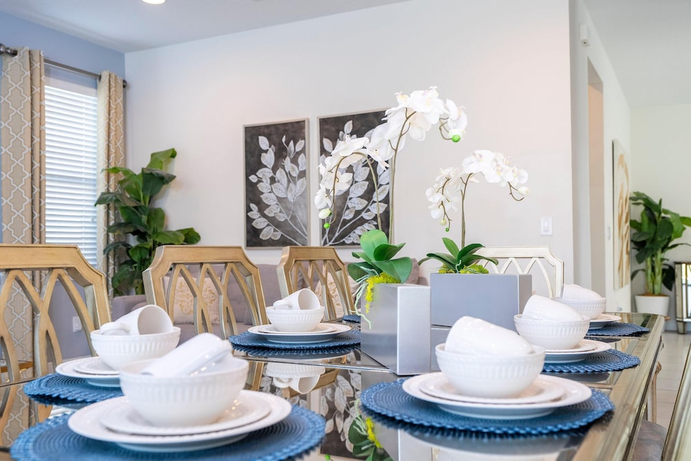 510 BS - 5BD Elegant Escape: Private Haven