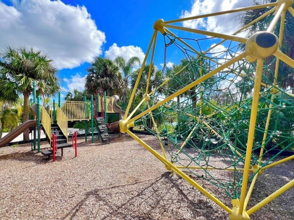 Oakwater Lookout 3 Bedroom Condo