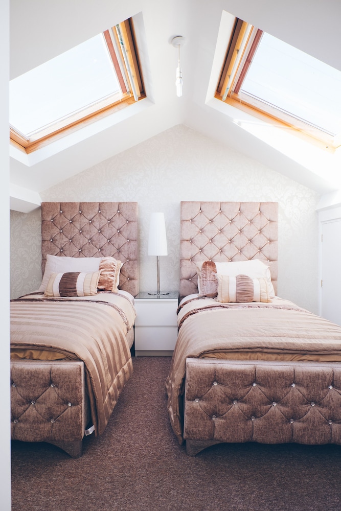 The Penthouse - Simple2let Serviced Apartments