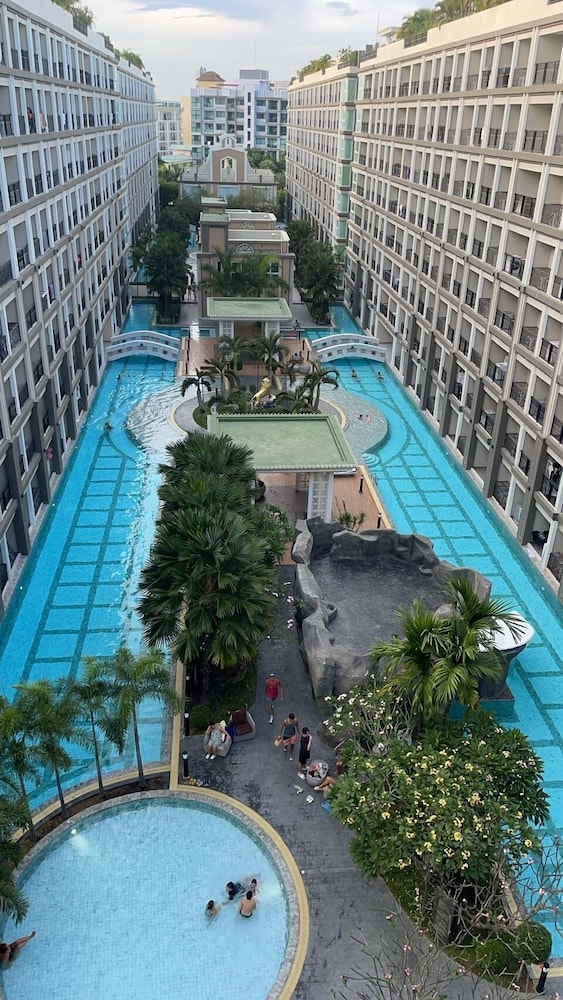 Indigo GSR - Dusit Grand Park 2